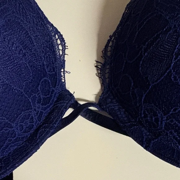 Victoria secret lace bombshell shine strap push up bra - Picture 5 of 8